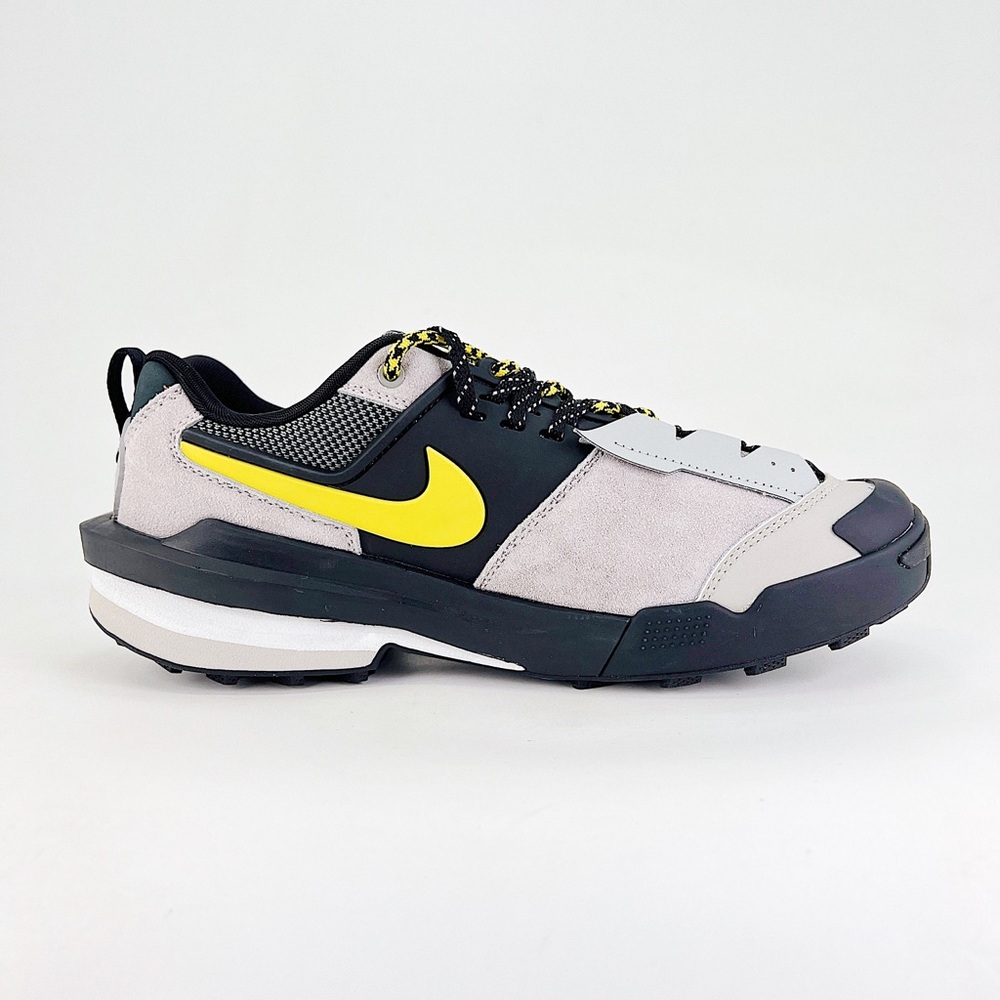 Nike x Sacai Zegamadome Men's Black and Yellow Zoom Shoes - Picture 8 of 8